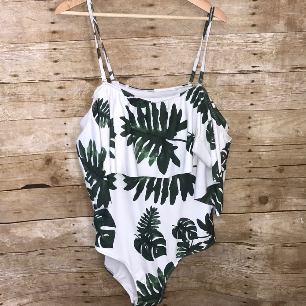TROPICAL PRINT OFF SHOULDER RUFFLE SWIMSUIT 20